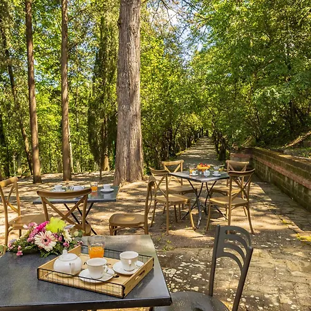 Tenuta Febea فيلة تشيوسي